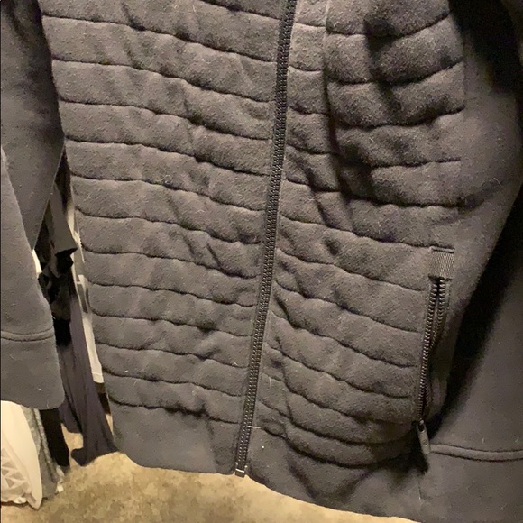 Lululemon Jacket - Picture 5 of 5